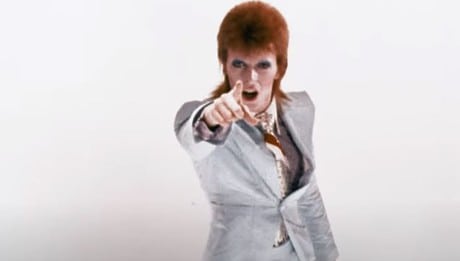 "LIFE ON MARS?"V VIDEO EN UK : FORMIDABLE