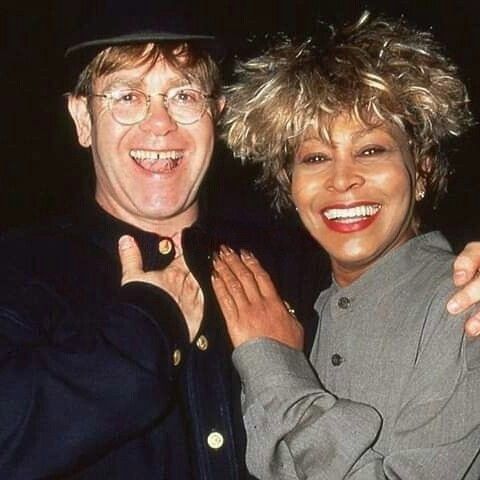 LA PELEA ENTRE TINA TURNER Y ELTON JOHN | PyD