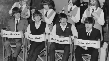 "ACT NATURALLY" , EL LIBRO SOBRE LAS PELÍCULAS DE LOS BEATLES