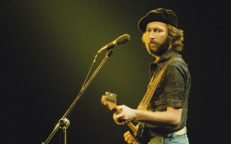 EL RACISMO INEXCUSABLE DE ERIC CLAPTON