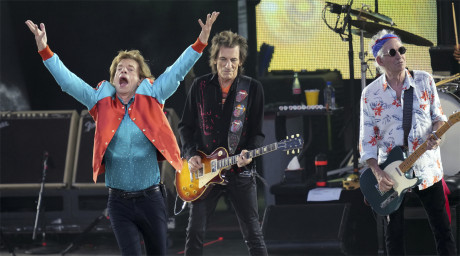 KEITH RICHARDS :" YO AMO MUCHÍSIMO A MICK Y EL ME AMA MUCHÍSIMO"