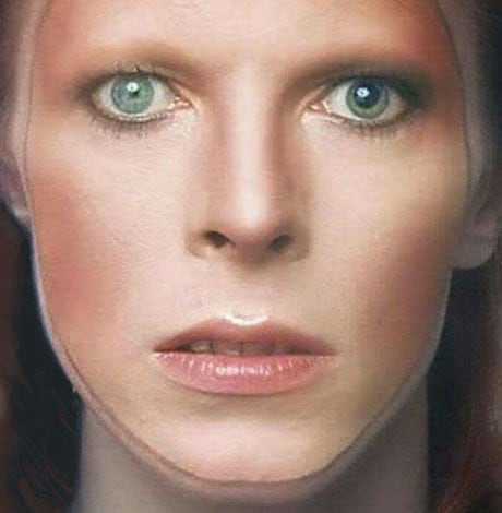 REVIVE A LOS 50 AÑOS EL FABULOSO "PIN UPS" DE DAVID BOWIE