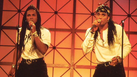 EL TRAILER DEL EXPLOSIVO FILM DE "MILLI VANILLI"