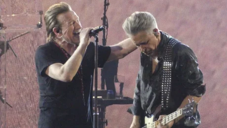 U2 RESUCITAN "PRIDE" , EN RECUERDO A LOS ASESINADOS JUDIOS EN GAZA